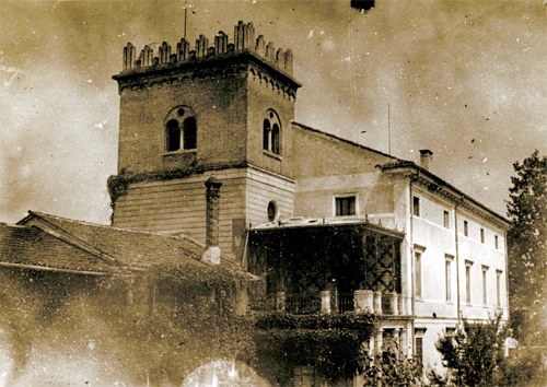 Foto storica della casa dei Godi